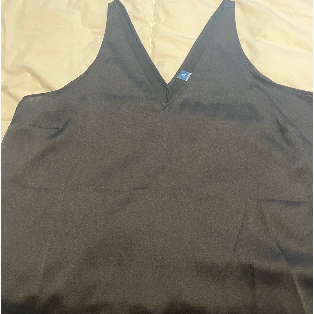 Old Navy top